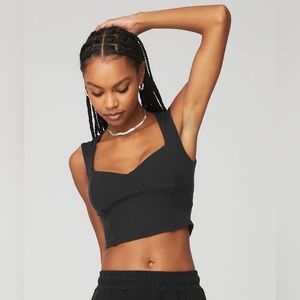 alo Ribbed Sweetheart Short Sleeve - Black - XS